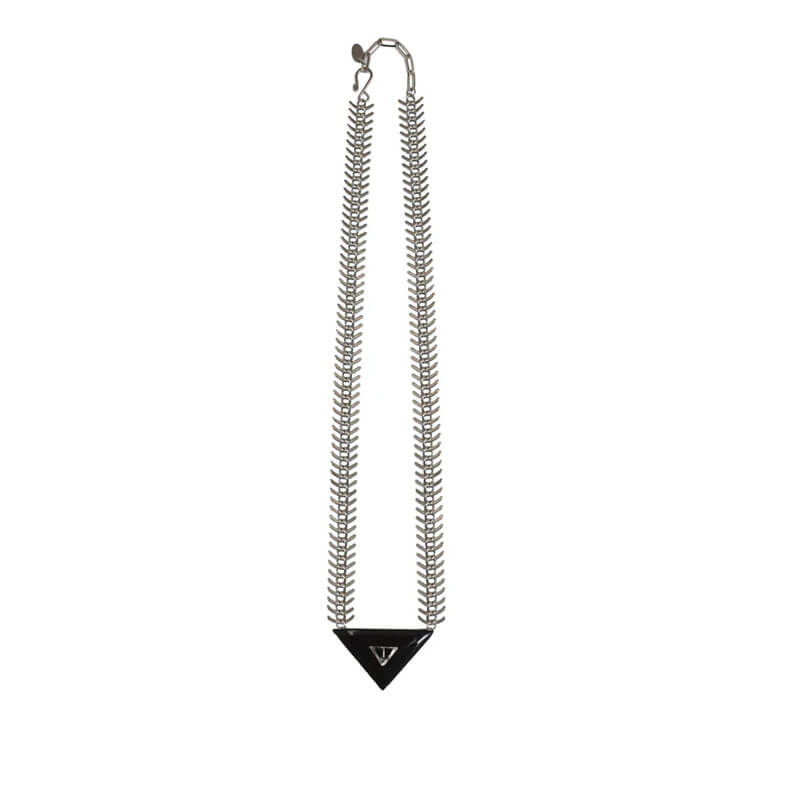 TOGA ARCHIVES Magic Triangle Necklace – Black TOGA ARCHIVES Magic Triangle Necklace – Black