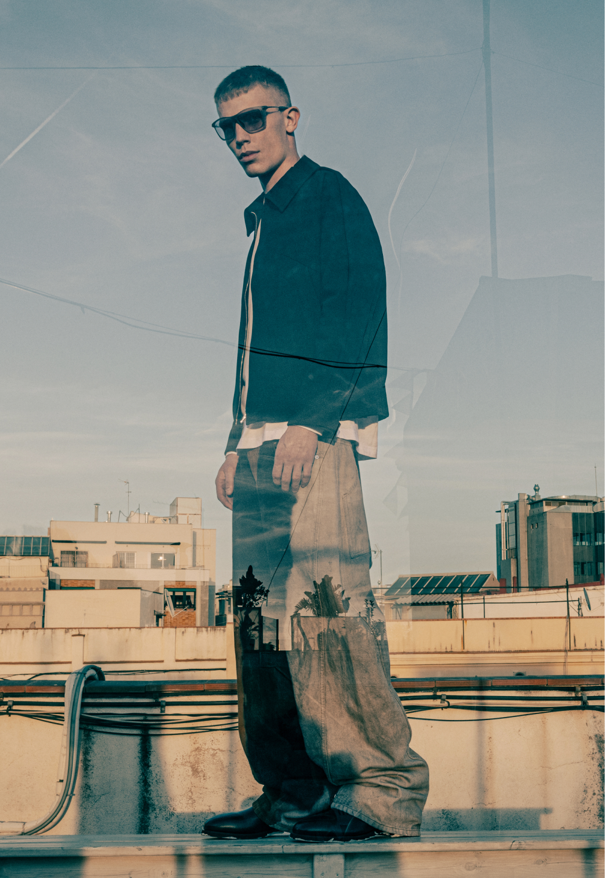 Theroom Herdes magazine look 6