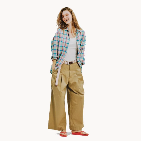 BEAMS BOY Wide Tack Chino Pants – Beige