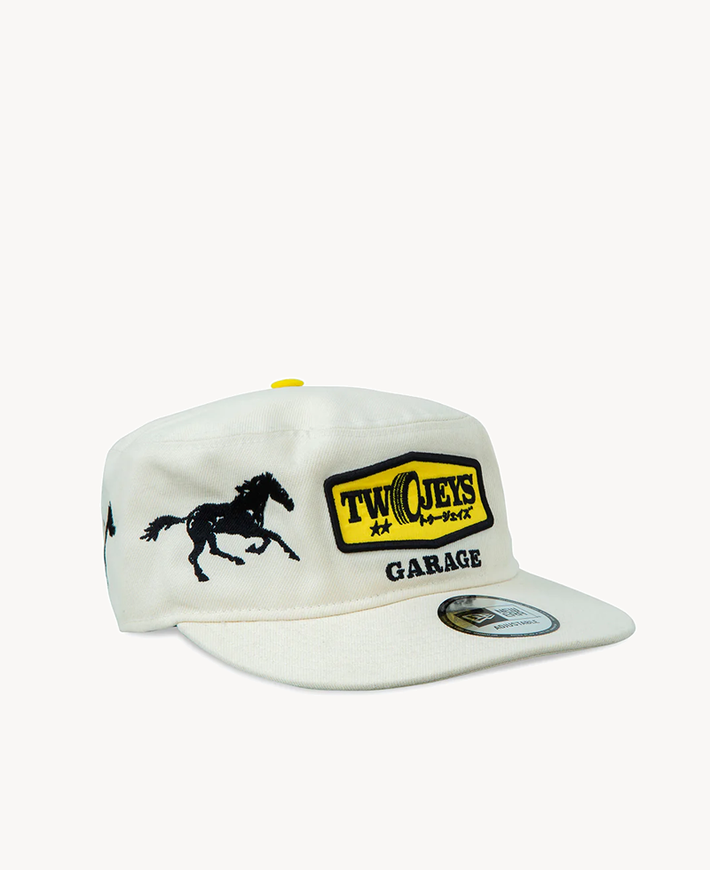 TWO JEYS NE x TJ Secuence Pillbox – White (1) TWO JEYS NE x TJ Secuence Pillbox – White